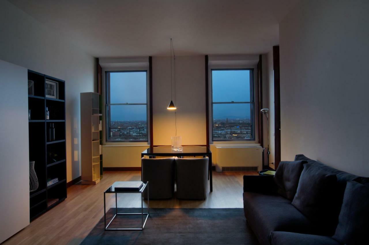 Domux Home Torre Velasca Милано Екстериор снимка