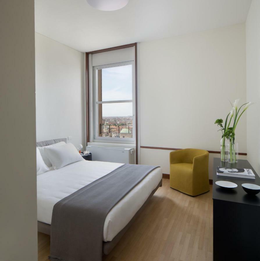 Domux Home Torre Velasca Милано Екстериор снимка