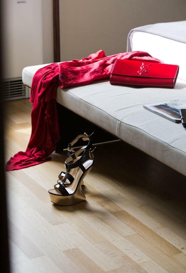 Domux Home Torre Velasca Милано Екстериор снимка