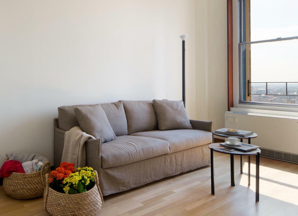 Domux Home Torre Velasca Милано Екстериор снимка