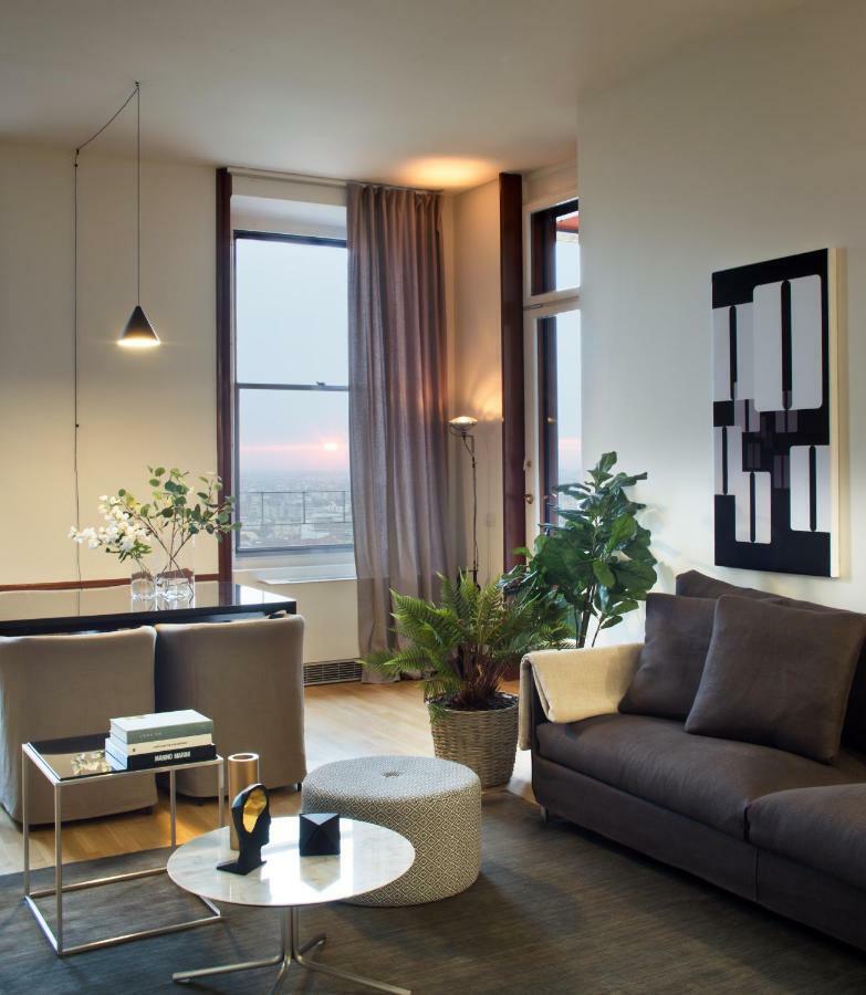 Domux Home Torre Velasca Милано Екстериор снимка